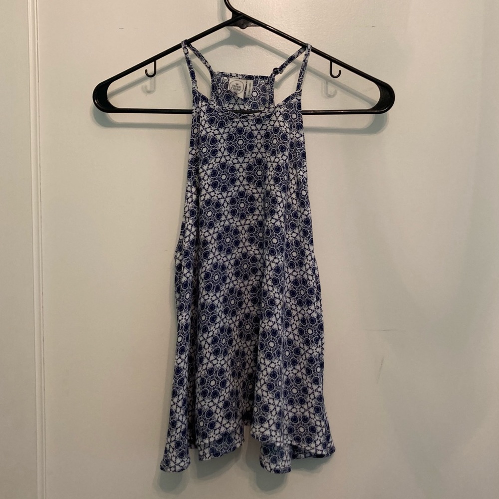 Sleeveless top